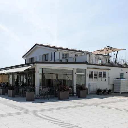 Luxury Vista Mare Apartamento *